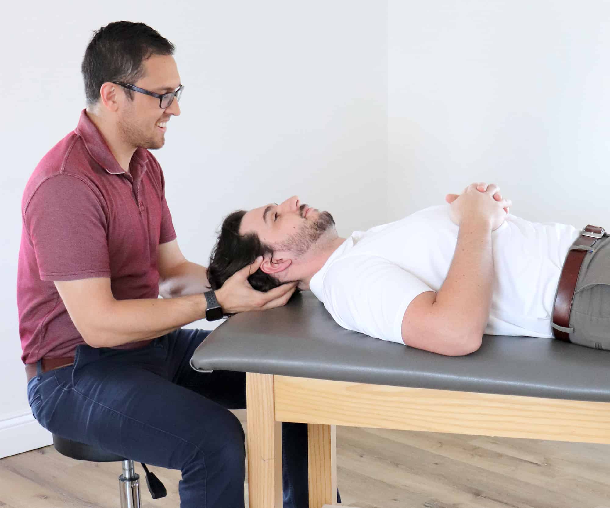 Physical Therapy vs. Chiropractic﻿ Physical Therapy